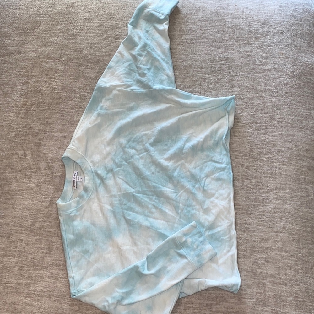 Skyblue tyedye 3/4 sleeve crop lite weight sweater